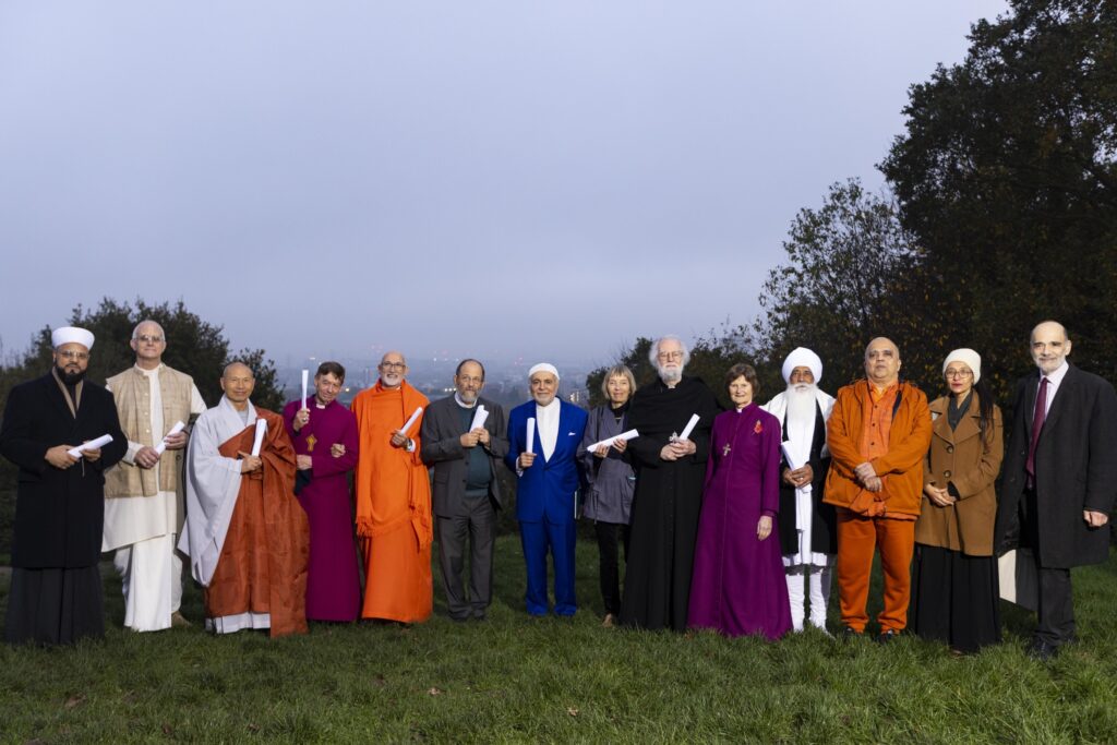 ロンドンに集結し、気候問題への行動を呼びかける世界の宗教的指導者たち